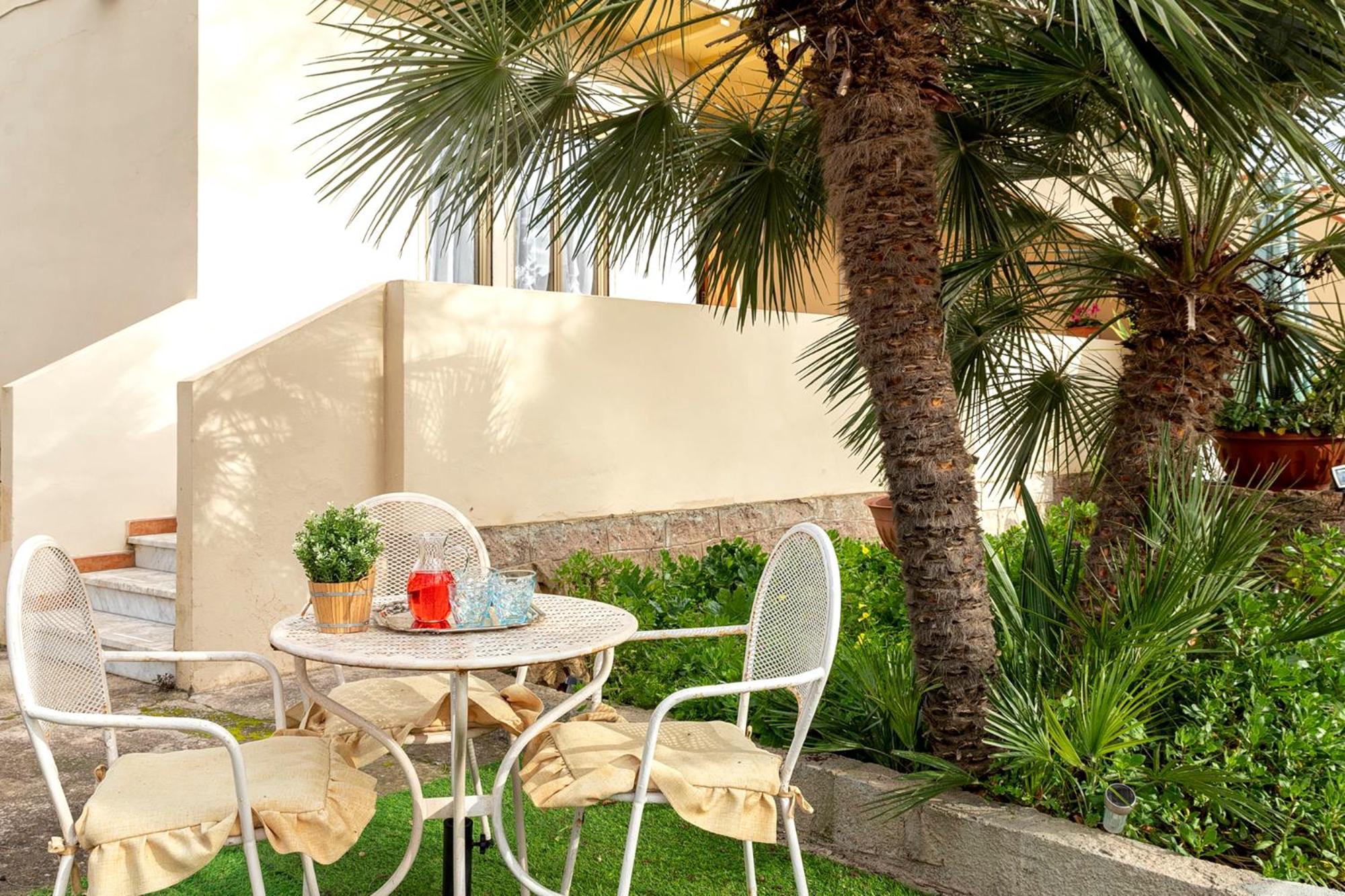 Villa Le Dune A Few Steps From The Sandy Beach Of Maria Pia Alghero Exteriör bild